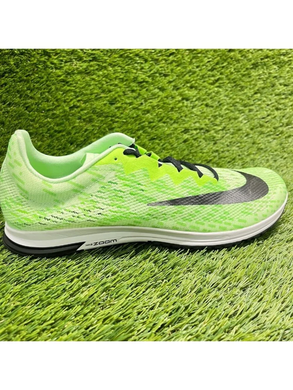 Nike Air Zoom Streak LT 4 Mens Size 9 Neon Green Black Running Shoes Sneakers